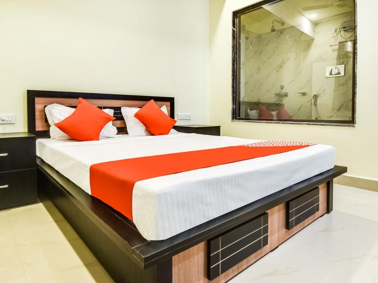 Oyo 74116 Hotel Feel Good Puri Exterior foto